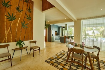 villa aurora