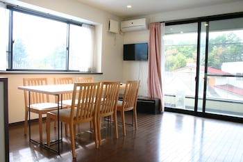 916 Travel Inn,,3 star