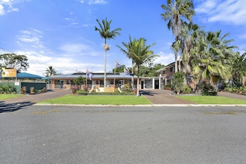 Beachmere Palms Motel,Beachmere>>Bald Hills,3 star