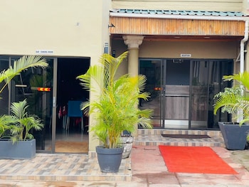 Afro Varieties Lodge,,3 star