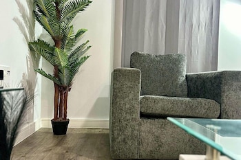 2br sleeps4 citycentre parking rooftop