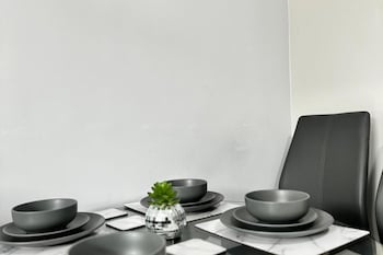 2br sleeps4 citycentre parking rooftop