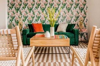2 rooms sleeps 8 retro hotel w pool wesley king studio buyout by avantstay
