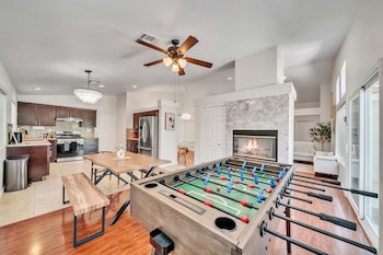 marbella lane 4br lavish castle retreat