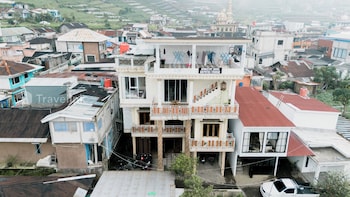 dieng travelink inn