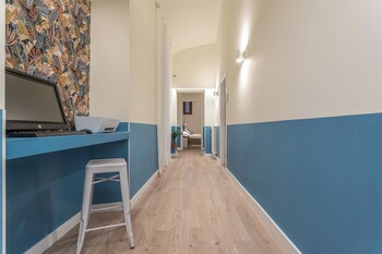 Vittoria Garden Suites,,3 star
