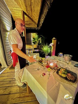 coral bay bungalows