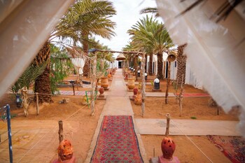 sahara garden luxury camp