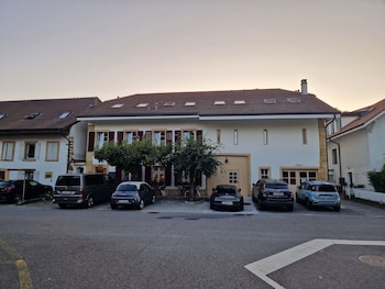 Hotel Restaurant Croix Blanche,,3 star