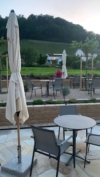 Hotel Restaurant Croix Blanche,,3 star