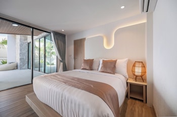 movenpick pool villa 6br