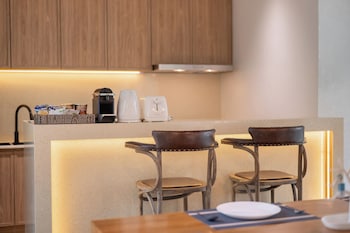 movenpick pool villa 6br