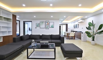 Luxe Paradise Residence Xuan La,,4 star