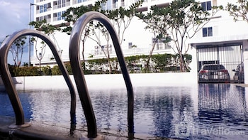 Functional 2Br At Tifolia Apartment,,3 star
