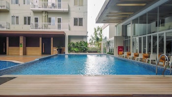 comfortable studio no kitchen at bogor icon apartment