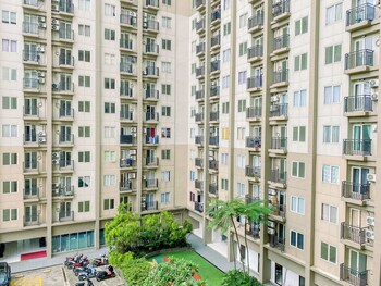 Comfort 2Br At 7Th Floor Podomoro Golf View Apartment,,2 star