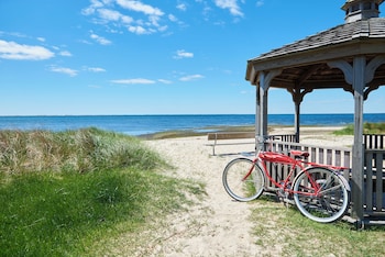 Bellport Inn,,2 star