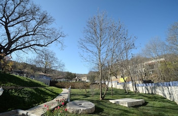 yasemen hotel