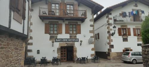 hostal mendaurpe