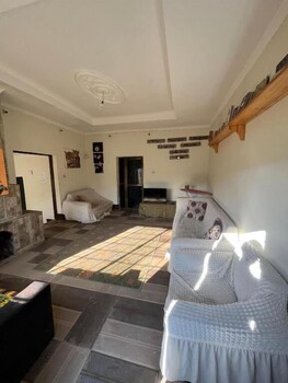 Safari Junction Backpackers Hostel,,1 star