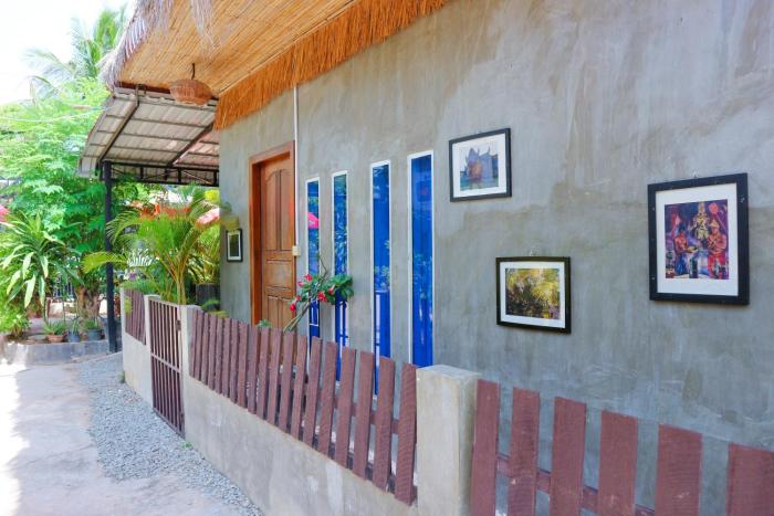 old khmer house