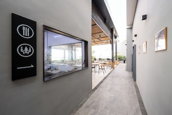 perfect studio at the view by soben home