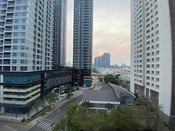 The Opal Pearl Residences,,4 star