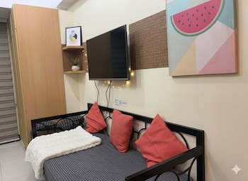 bgc mckinley city center apartments