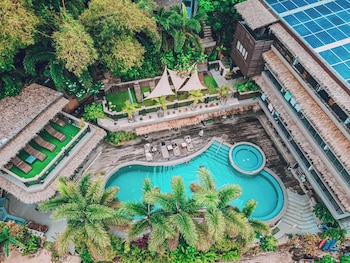Bugana Beach And Dive Resort,,3 star