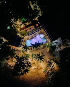Bugana Beach And Dive Resort,,3 star
