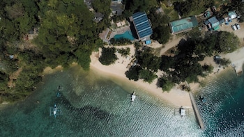 bugana beach and dive resort