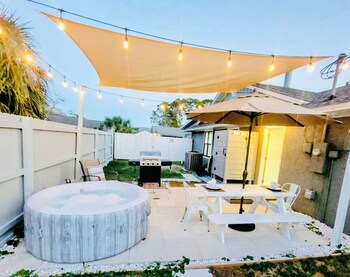 Stunning 4Bd Jacuzzi - 4 Min To Beach Panama City,,2 star
