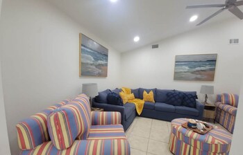 Stunning 4Bd Jacuzzi - 4 Min To Beach Panama City,,2 star