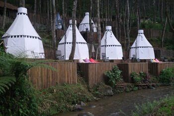 Regan Luxcamp By Digihub Hospitality,,2 star