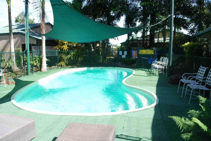 rainforest motel