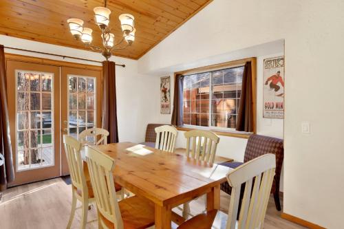 oriole house 2518