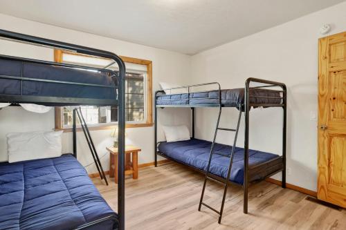 oriole house 2518