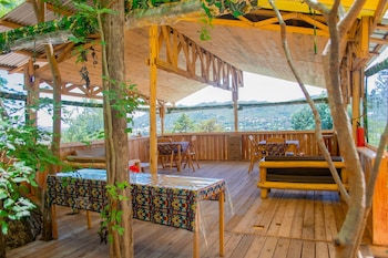 Aika Sunrise B&B,,3 star