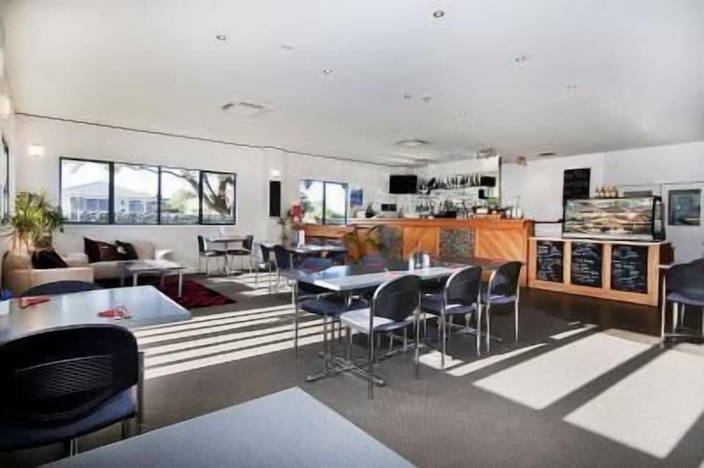 headlands hotel