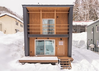 creekside chalets hakuba