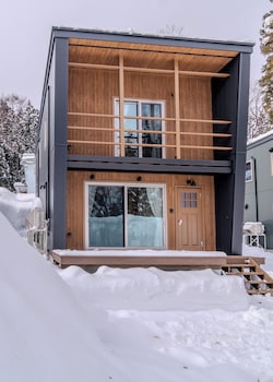 creekside chalets hakuba