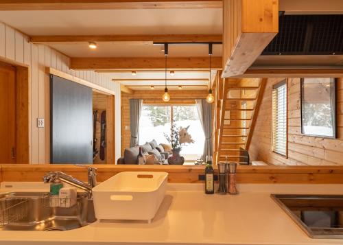 creekside chalets hakuba