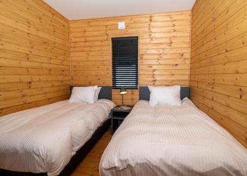 creekside chalets hakuba