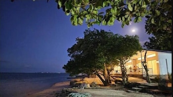 mandala beach cebu by hiverooms