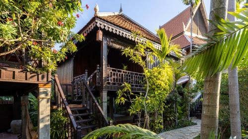 khmer lodge