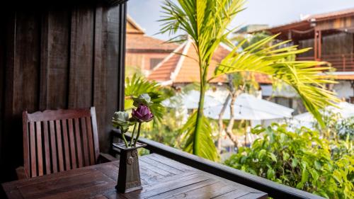 khmer lodge