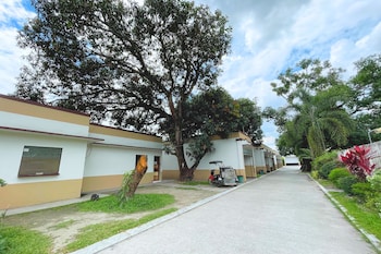 Hidden Key Inn Tarlac,,3 star
