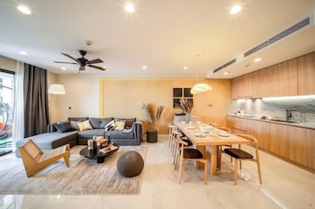 d le roi soleil premium suites