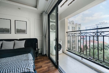 d le roi soleil premium suites