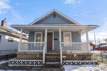 the cozy bellows retreat for 4